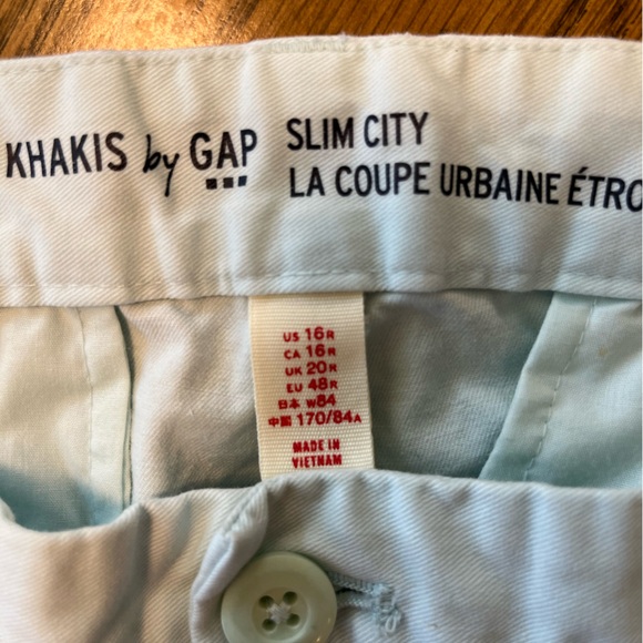 Women’s Gap khakis. - Picture 5 of 8